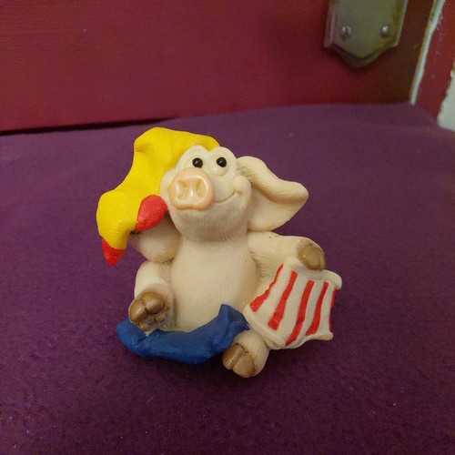 Piggin pig figure - pig,