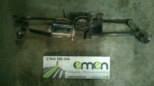 Front windscreen wiper motor - windscreen,