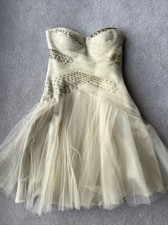 Molly Brown Dress, Zeleb