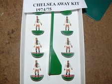 CHELSEA  1974/75 AWAY KIT SUBBUTEO SANTIAGO TEAM