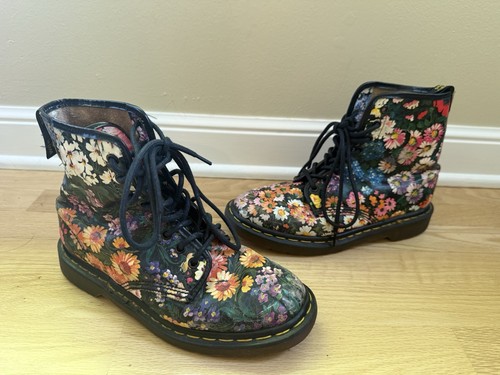 Black floral doc - floral, martens