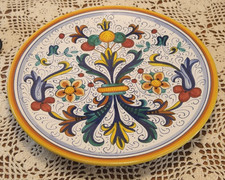 Colourful Raffaello Deruta