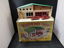 W130-MATCHBOX LESNEY MF-1 FIRE STATION AND BOX.**GREEN ROOF**
