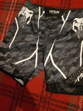Venum MMA shorts pro fight shorts size large 