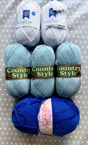 Vintage ply knitting yarn - ,