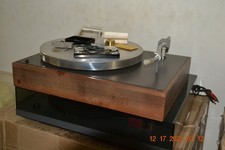 Early 2 MOTOR AR XA TURNTABLE