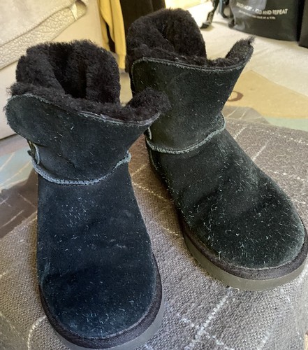 Ugg mini bailey button - mini,