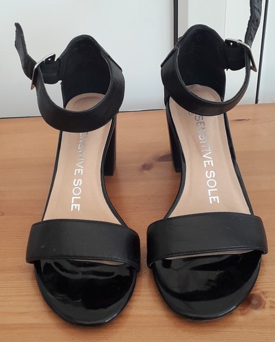 Smart ankle strap sandals - ankle,