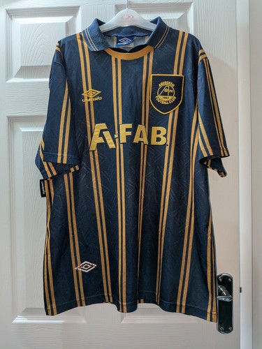 Aberdeen away football shirt - aberdeen,
