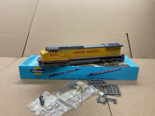 Athearn scale diesel - ho,