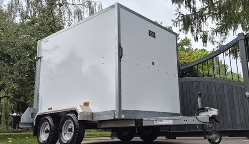 Box trailer tickners car - trailer,