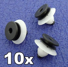 10x Volvo Plastic Trim Clips-
