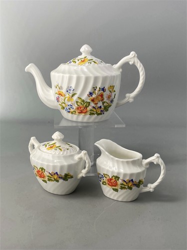 Aynsley bone china cottage - aynsley,
