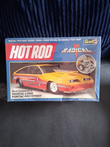 Rare vintage 1987 revell - 1987, hot