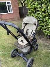 Concord Neo Stroller with carrycot and rain cover (very good condition)