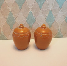 2 x  WINE JUG JAR vessel tudor