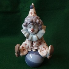 Lladro retired clown figurine