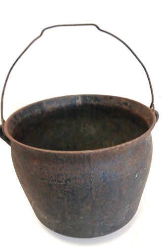 Antique cast iron pot - cast,