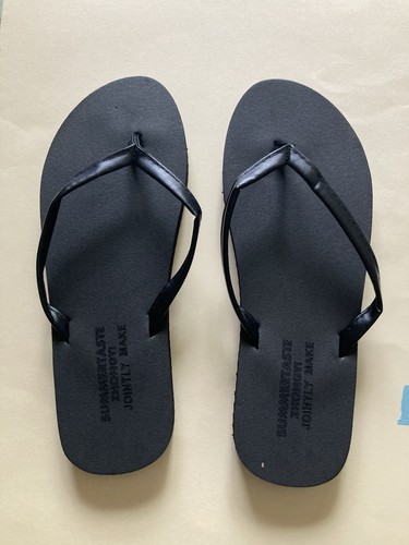 Bulk lot black flip - of,