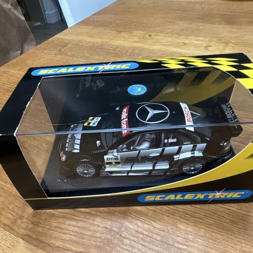 Scalextric c2392 mercedes clk - c2392,