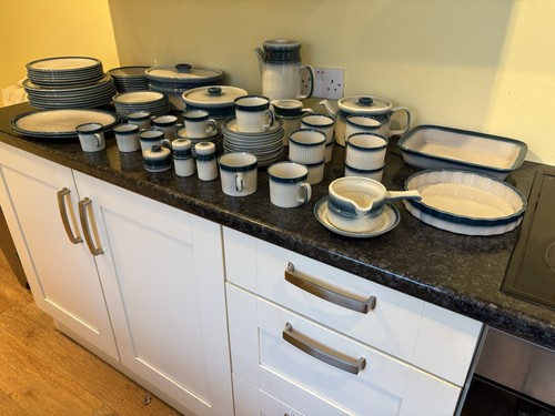 Wedgwood blue pacific - , dinner