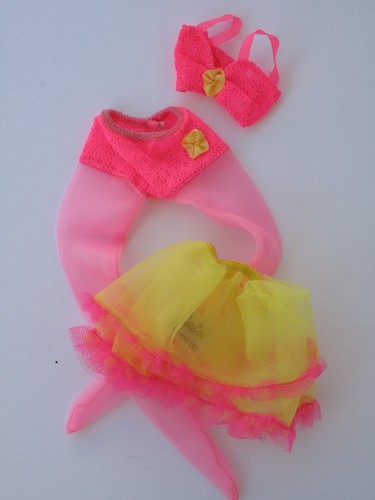 Vintage barbie doll clothes - barbie,