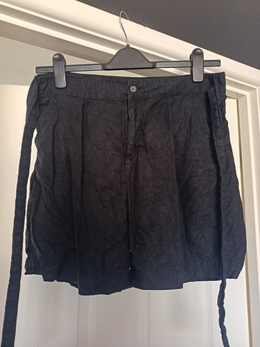 Ladies black shorts - shorts., size