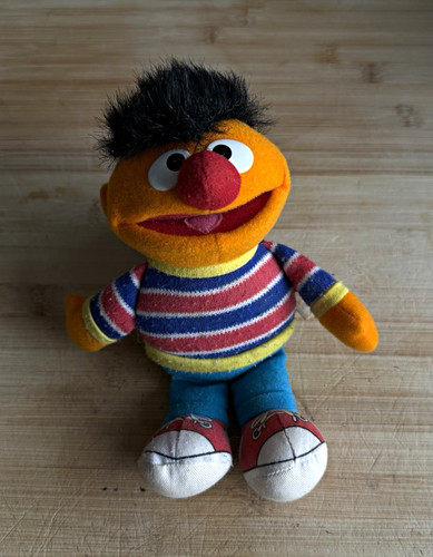 1993 ernie plush - 1993,