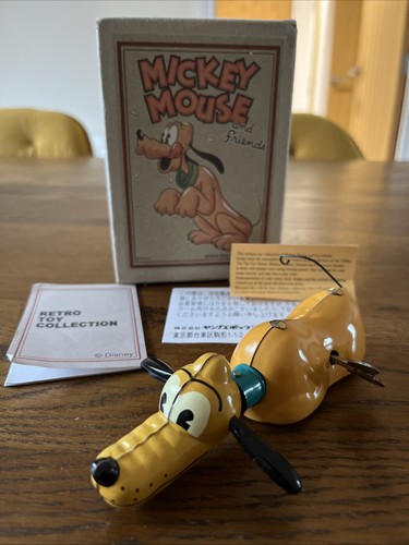 Vintage young epoch - vintage, disney
