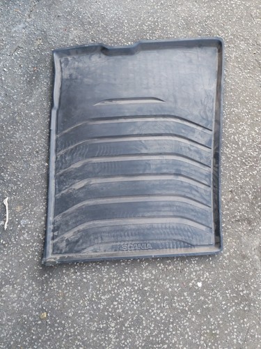 Scania rubber floor mat - rubber, lh