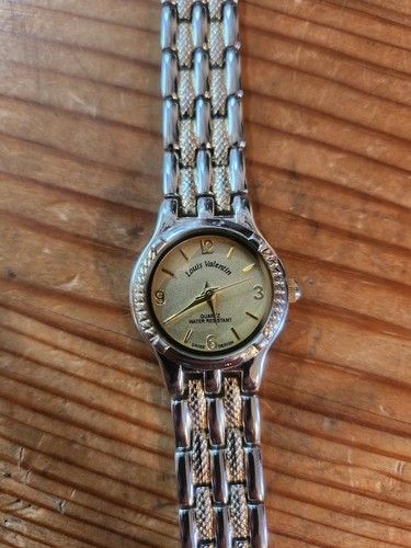 Ladies quartz wristwatch - ladies, by