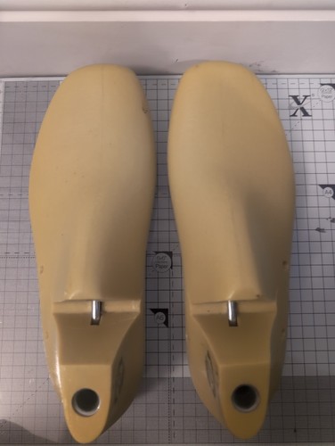 Shoemaking lasts barefoot - lasts,