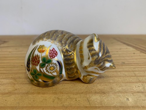 Royal crown derby - royal, bone
