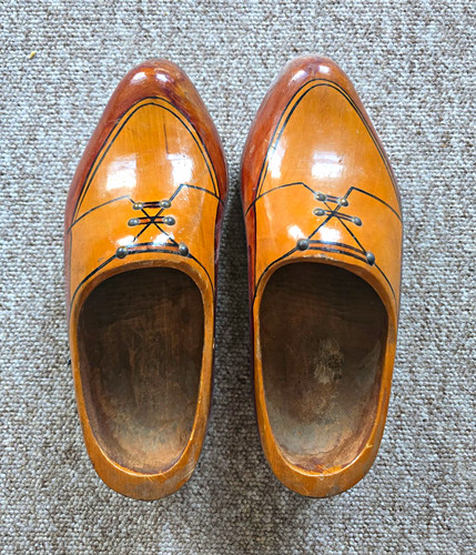 Vintage pair wooden shoe lasts - pair,