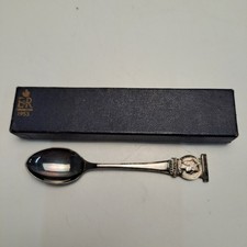 Vintage 1953 Queen Elizabeth