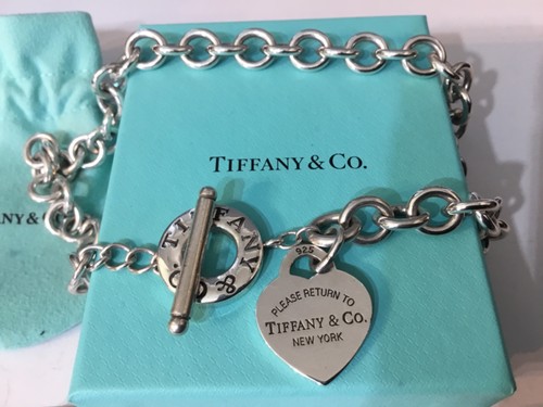 Return tiffany co - &, heart