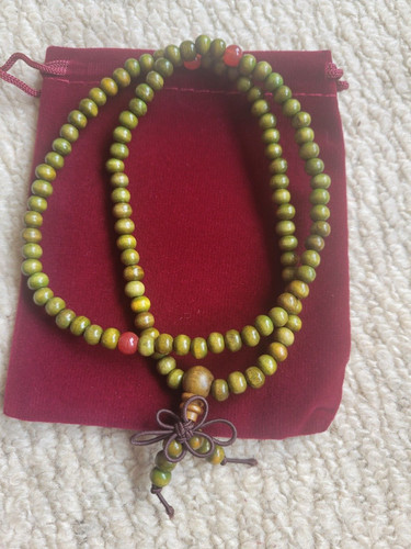 Green sandalwood buddha - green,
