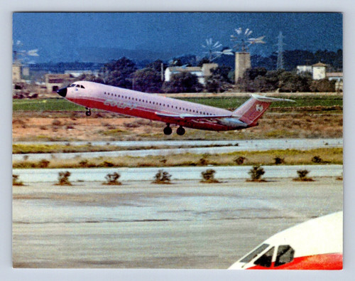 Court line bac1 aircraft - bac1-11,