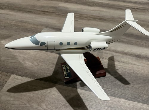 Raytheon premier private - private, jet