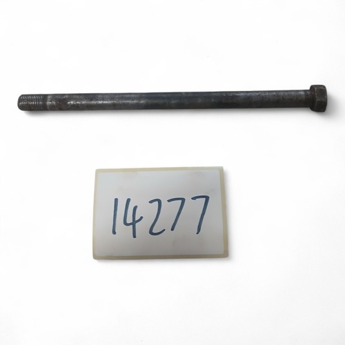 Yamaha swinging arm bolt - swinging,