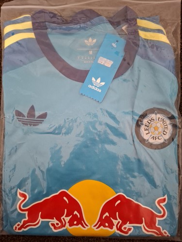 Leeds united away goalkeeper - leeds,