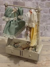 Dolls house scale - house,