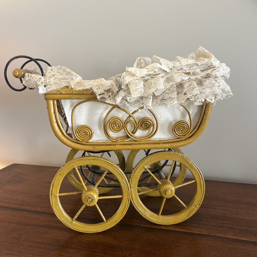 Vintage victorian wicker lace - wicker,