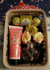 Lipsy London Love Eau De Toilette 30ml Body Lotion 75ml🌹Petals 🍫 Gift Basket