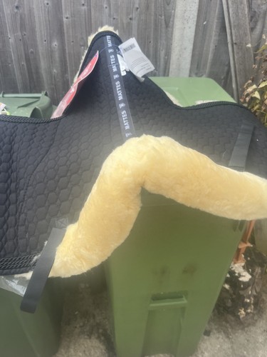 Mattes sheepskin saddle - saddle, pad