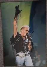 matt goss BROS singer arm