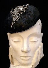 BLACK CRYSTAL PEACOCK FEATHER SIDE HAT HEADPIECE WEDDING EVENING DRESS COCKTAIL