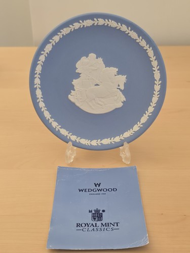 Wedgwood jasperware pale blue - jasperware,
