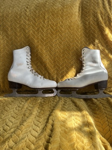 Vintage adidas caty ice skates - vintage,