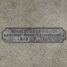 VICTORIAN ANTIQUE VINTAGE